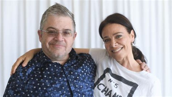 Patton Oswalt And Meredith Salenger: A Compelling Love Story