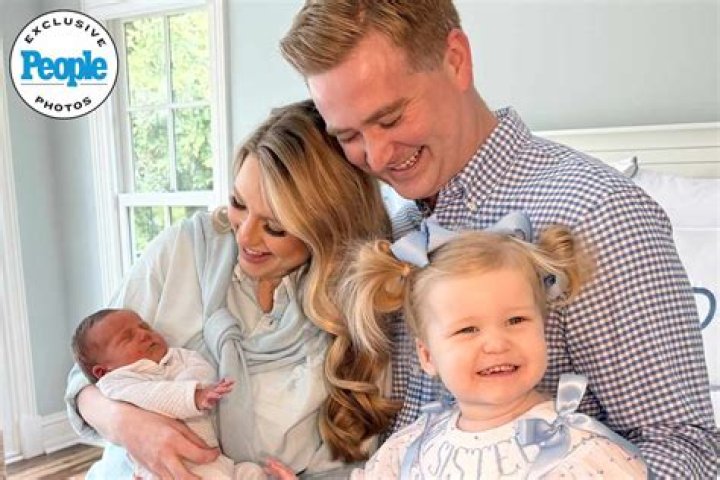 Peter Doocy Bio, Age, Family, Wife, Salary, Net Worth, Fox News Career