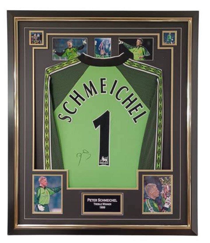 Peter Schmeichel DariushAleeah