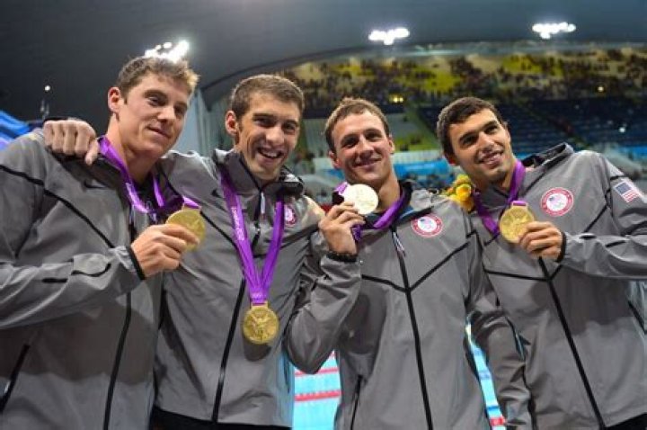 Phelps Sets New Olympic Record With 19 Medals; America's Schmitt Wins