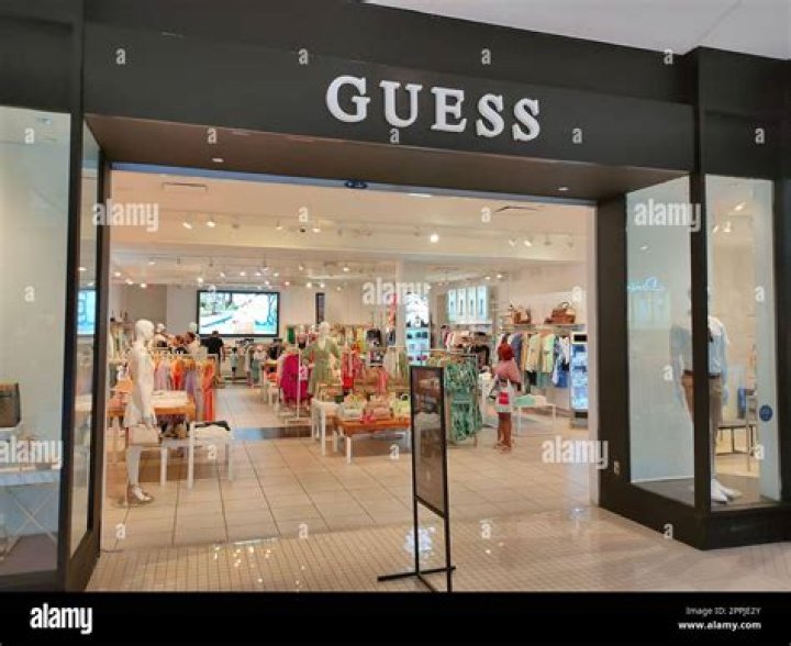 Photo 431477 from Guess the Celebrity Siblings! E! News