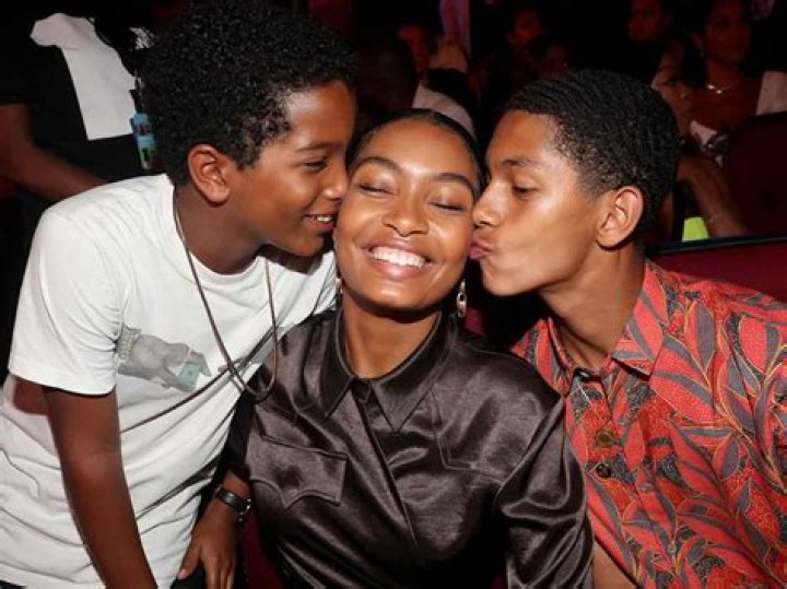 Pictured Yara Shahidi and Brian Tyree Henry Best Pictures From the