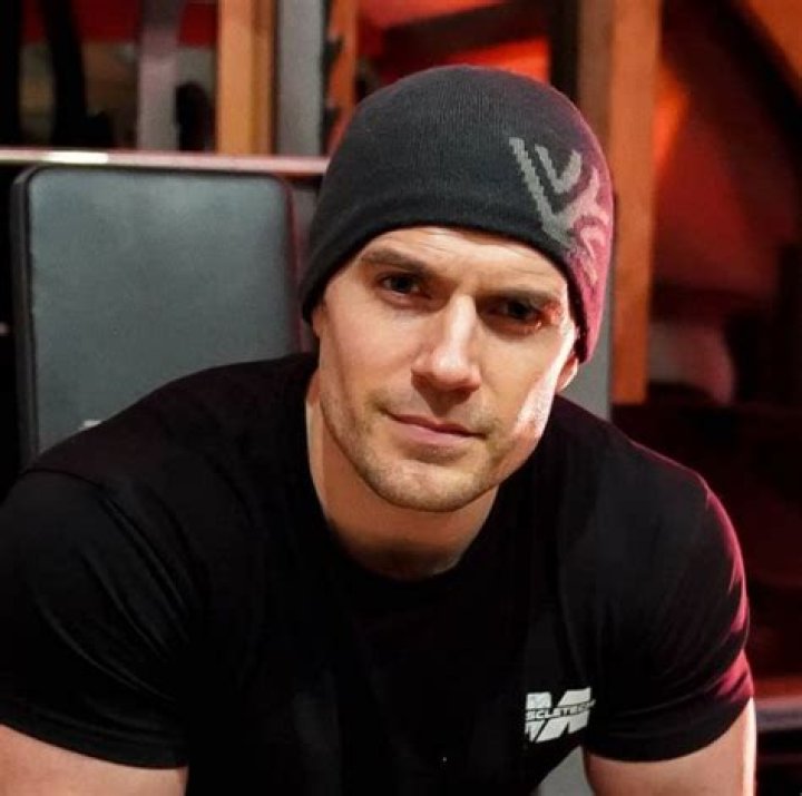 Quick Celeb Facts Henry Cavill Wife, Girlfriend, Net Worth, Height