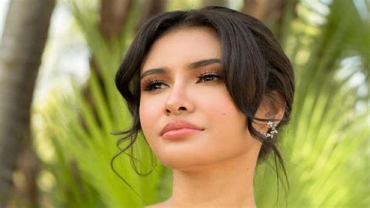 Rabiya Mateo Biography, Age, Boyfriend, Wiki, Headpiece, National