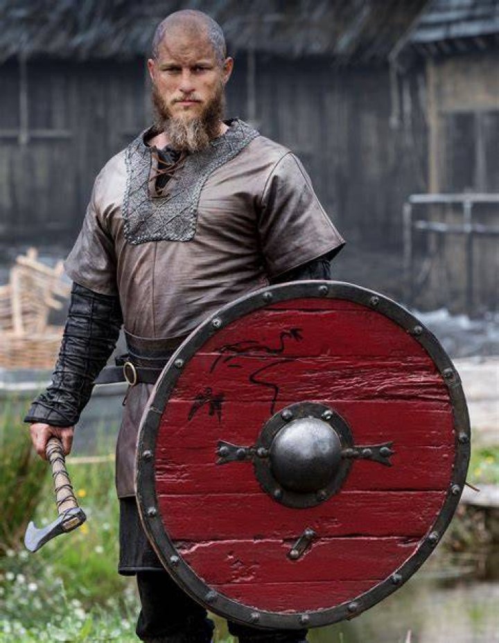 Ragnar Lothbrok Authentic Battleworn Viking Shield Etsy in 2020