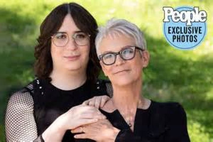 Remember Jaime Lee Curtis? She definitely has aged. Page 3