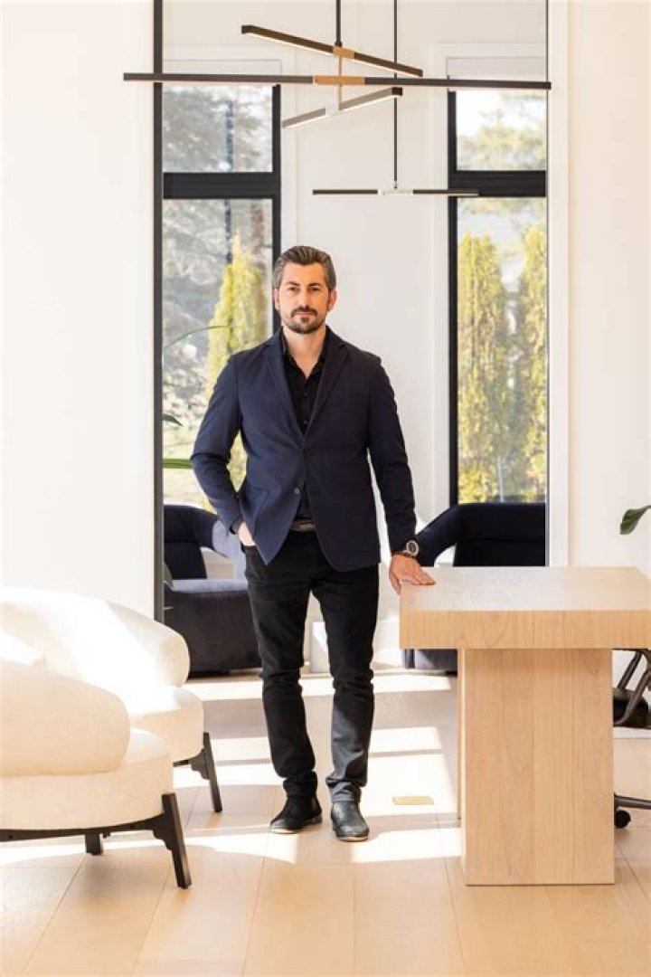 Renowned Real Estate Expert: Jeremy Claudio