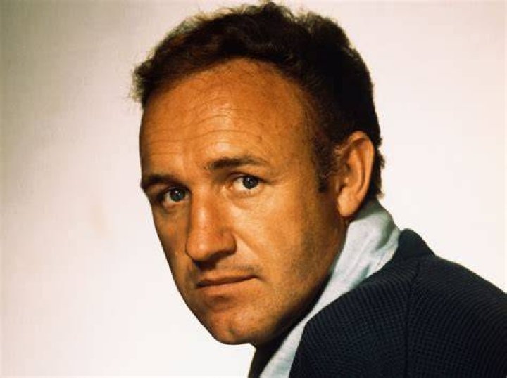 Retired movie legend Gene Hackman and his family. Have a look!