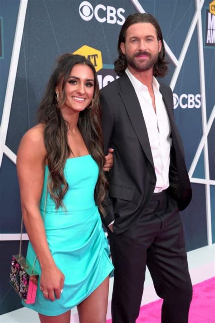Riley Green and Girlfriend Sophia Sansone Make Red Carpet Debut at 2022