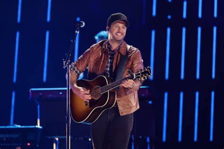 Riley Green1555427575 Sounds Like Nashville