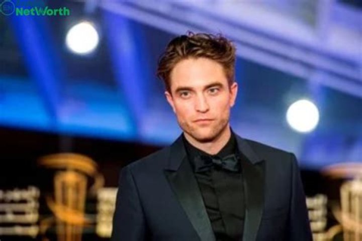 Robert Pattinson Net Worth in 2022 (Updated)