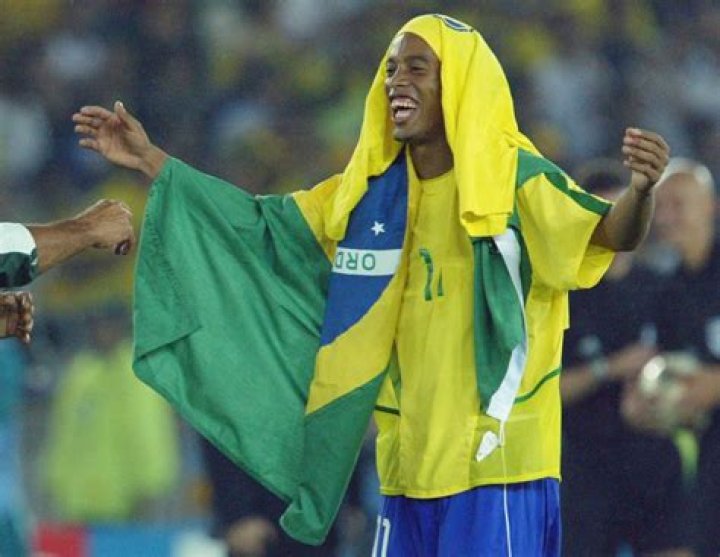 Ronaldinho en la c&aacute;rcel la verdad de su paso por prisi&oacute;n