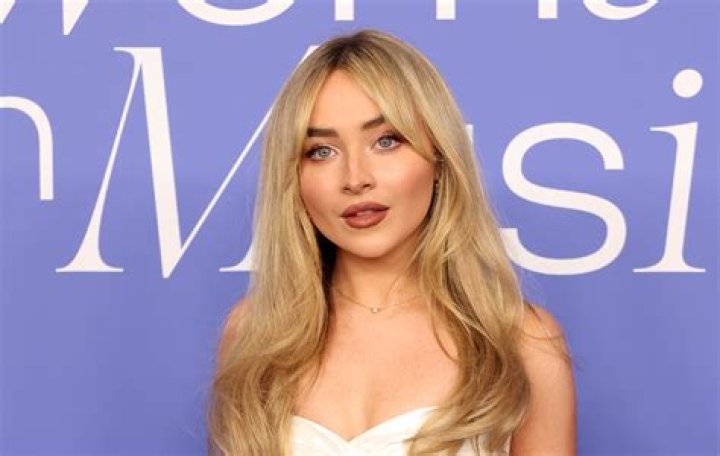 Sabrina Carpenter announces deluxe edition of &lsquo;Emails I Can&rsquo;t Send&rsquo;