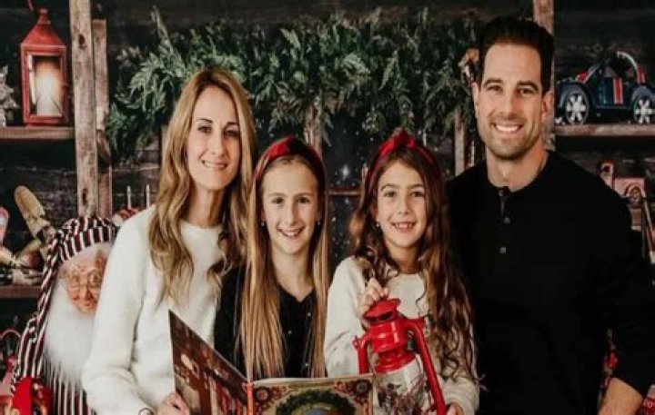 Sabrina McGillivray bio age, marriage, relationship with husband Scott