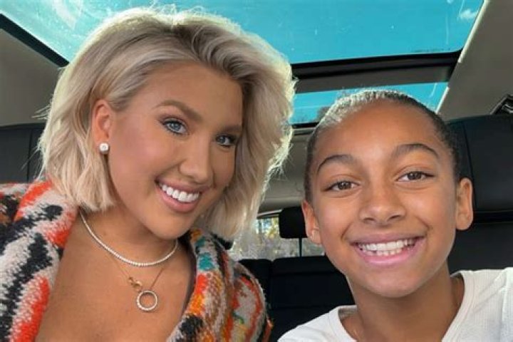Savannah Chrisley fans wonder who she has dated after mystery boyfriend