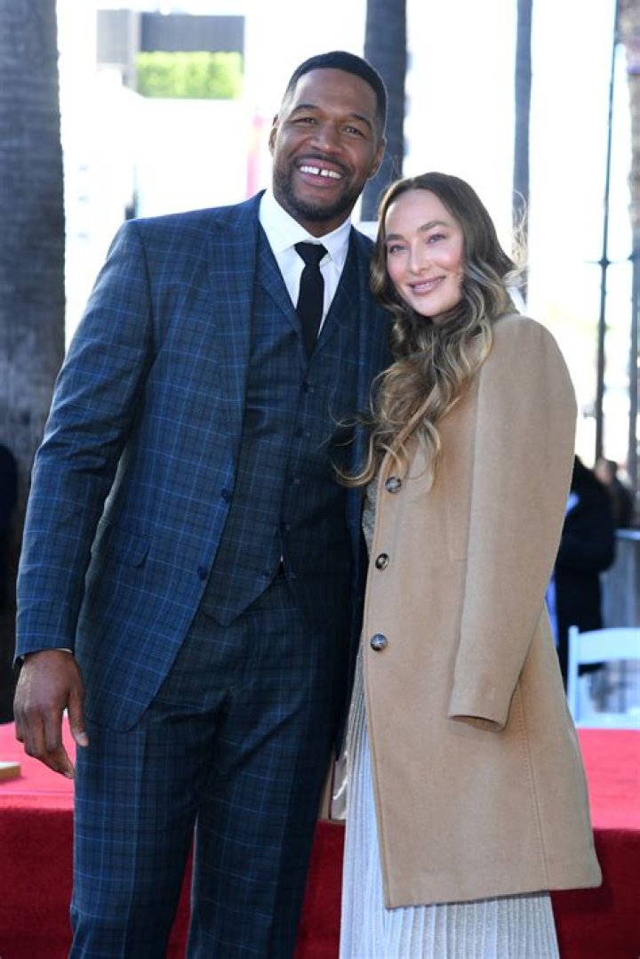 Scintillating Snapshots Of Michael Strahan And Kayla Quick