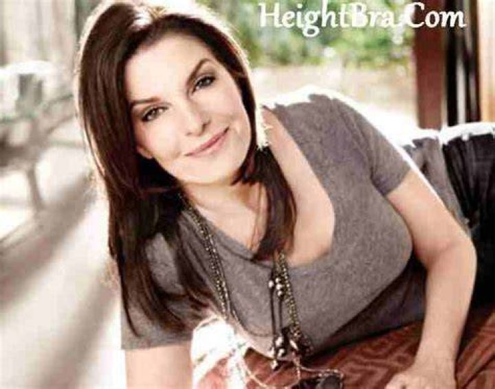 Sela Ward Height Weight Body Statistics Healthy Celeb