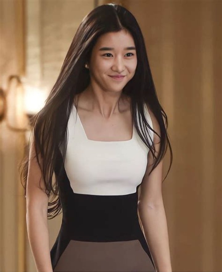 Seo Ye Ji Is A Beguiling Vision In The Latest Poster For Her New Drama