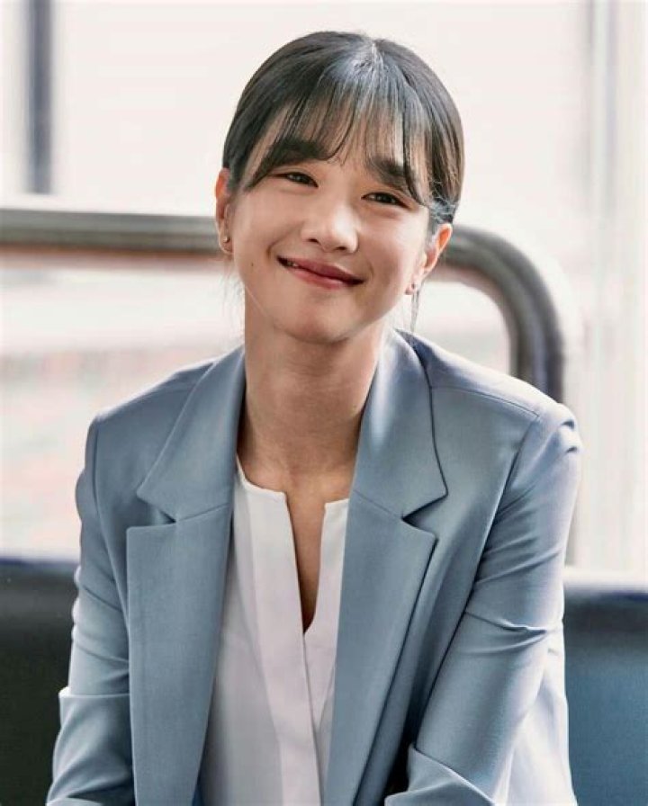 Seo Yeji in talks to lead new drama by 'Nice Witch' screenwriter