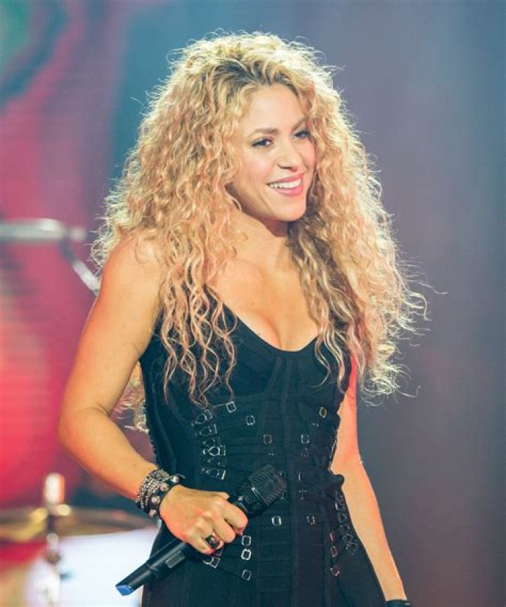 Shakira&rsquo;s Natural Hair Curls Oye! Times