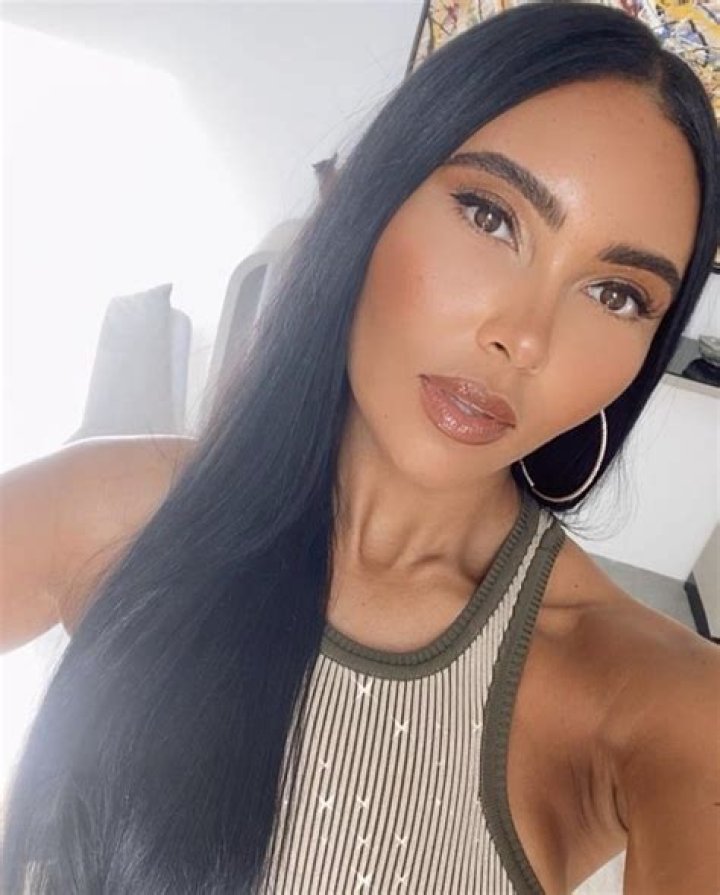 Shaniece Hairston Instagram live, Bun hairstyles, Hair up or down