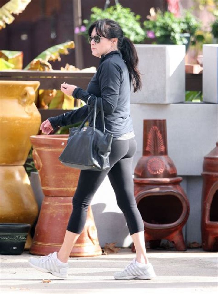 Shannen Doherty Garden Centre in Malibu 1/31/2016 &bull; CelebMafia
