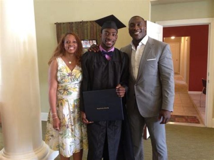 Shannon Sharpe Daughters Kaley and Kayla Sharpe And Son Kiari