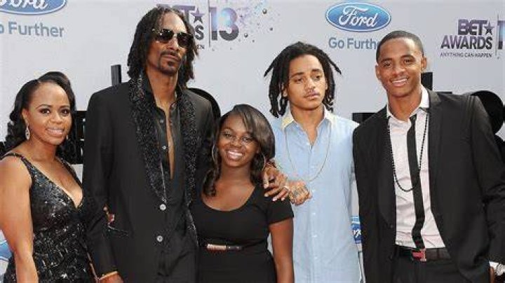 Shante Broadus Bio, Facts, Family Life of Snoop Dogg&rsquo;s Wife