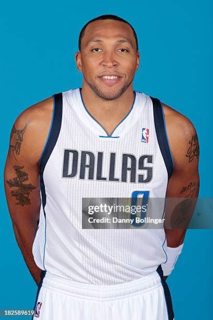 Shawn Marion of the Dallas Mavericks, with Kristina Colonna, making an