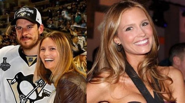 Sidney Crosby family longterm girlfriend, parents, sibling Familytron