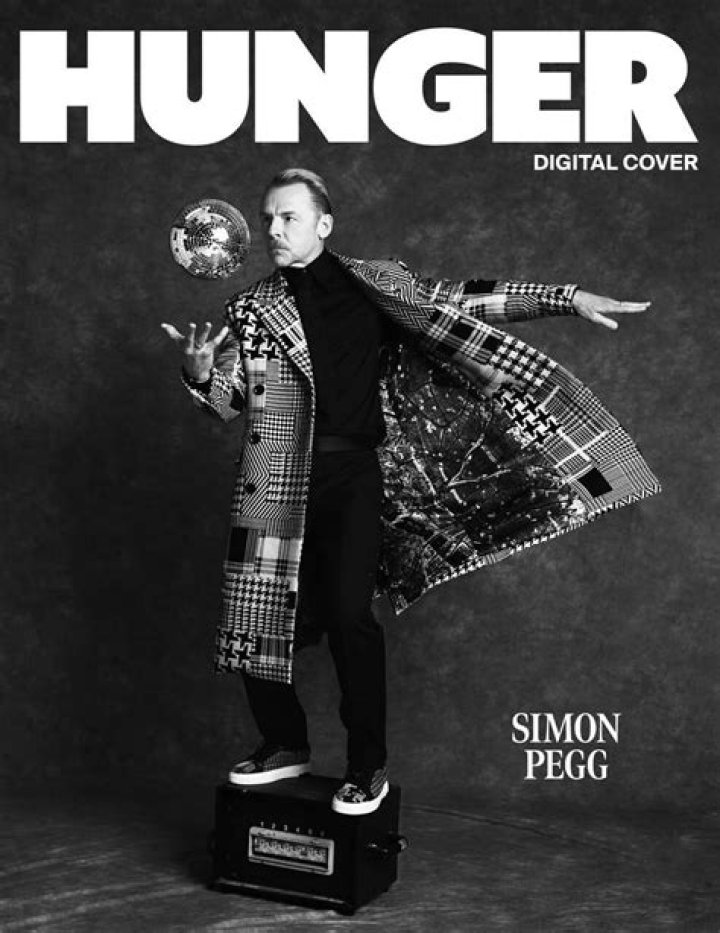 Simon Pegg goes sockfree as he hits the red carpet with wife Maureen