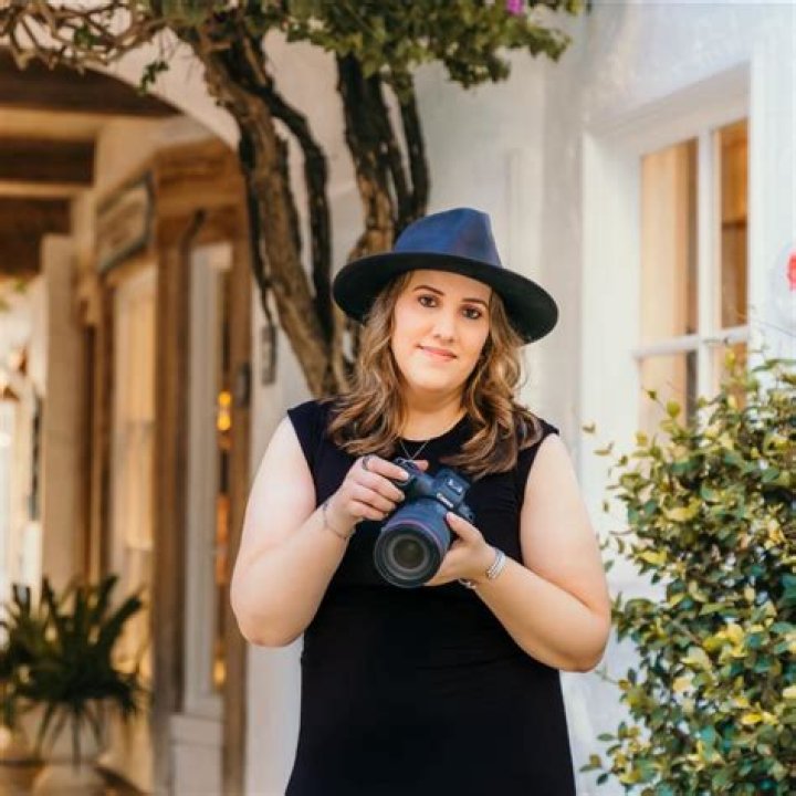 Simone osborne hires stock photography and images Alamy