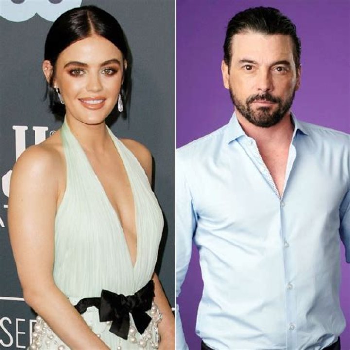 Skeet Ulrich News Us Weekly