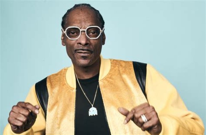 Snoop Dogg Defers Songwriters Hall of Fame Induction Until 2024