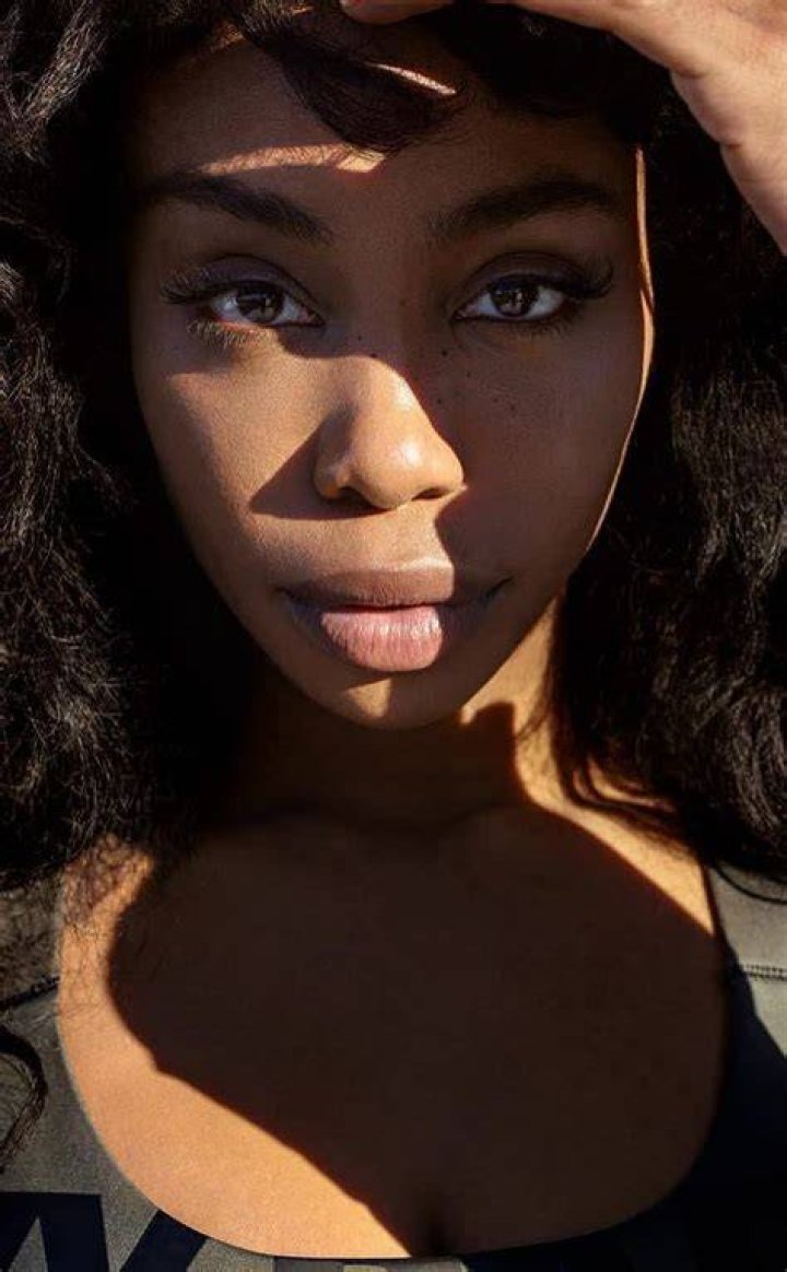 Sol&aacute;na Imani Rowe Net Worth November 2023, Salary, Age, Siblings, Bio