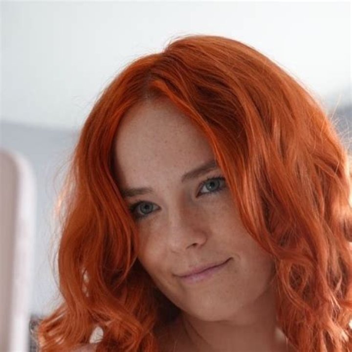 Sophie Jane, AttractiveLooking Redheads From The USA
