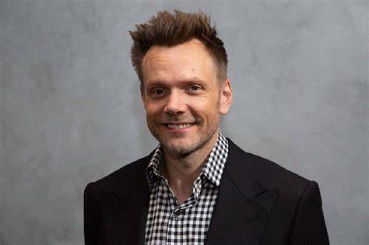 Star Joel McHale Needed 3 Hair Transplant Surgeries to Feel
