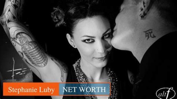 Stephanie Luby Bio, Height, Husband, Net Worth, Instagram