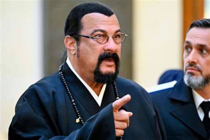 Steven Seagal Slams U.S. Media for &lsquo;Lies&rsquo; Over Vladimir Putin &lsquo;I Am
