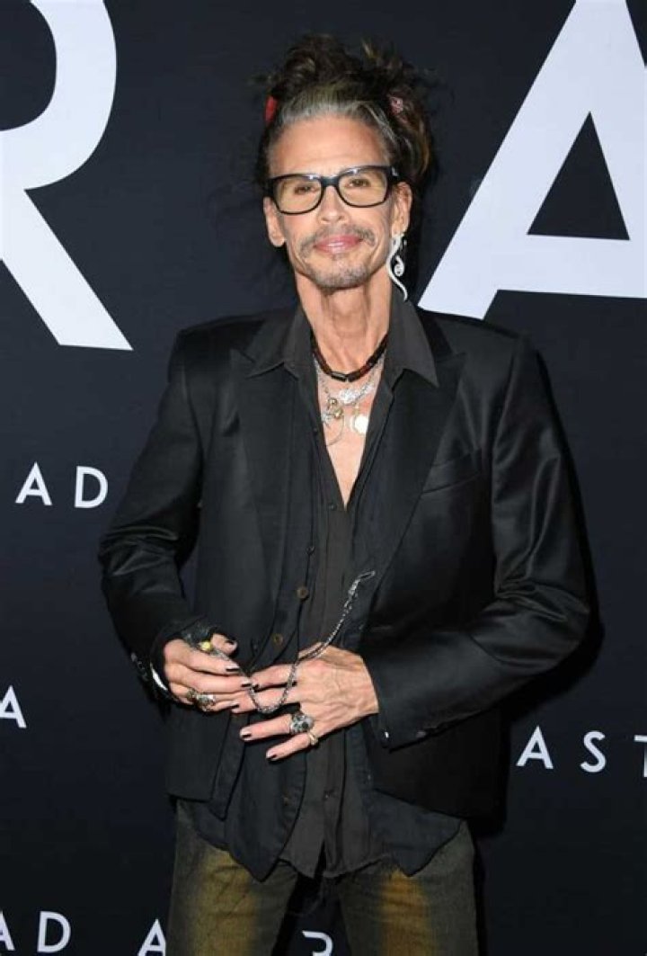 Steven Tyler Net worth, Age BioWiki, Kids, Weight, Wife 2024 The