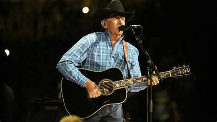 Strait When You're In Love (WATCH) strait, When youre