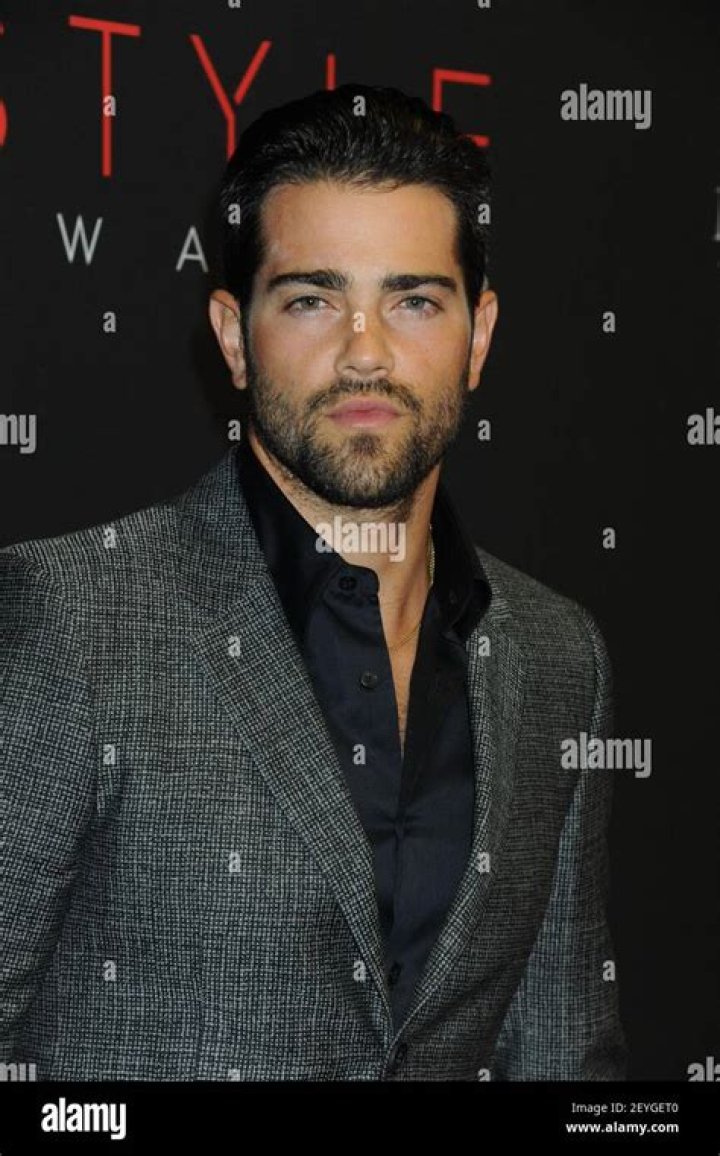 Style Awards 2013 Jesse Metcalfe cuddles up to fiance Cara Santana