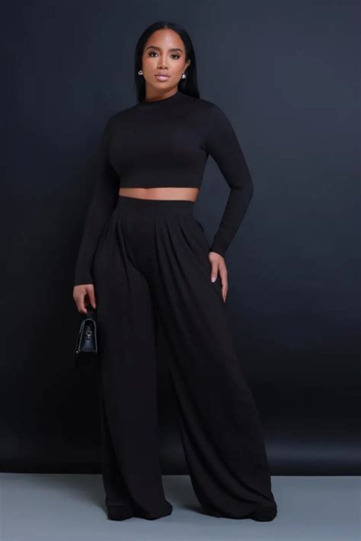 Swankaposh Pants & Jumpsuits High Waist Scrunched Jeans Black