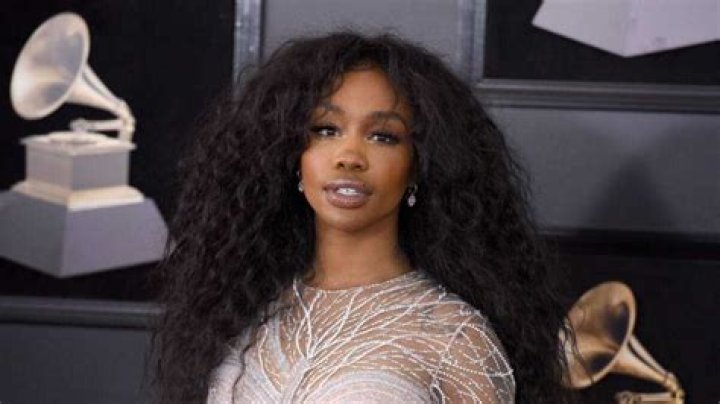 SZA biography Early life, rise to fame, boyfriend, family, net worth