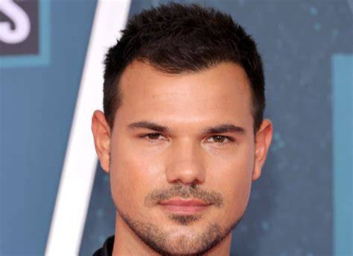 Taylor Lautner, Acteur Cin&eacute;S&eacute;ries