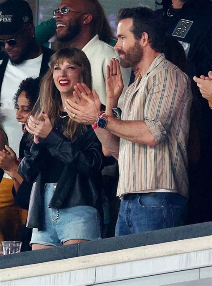 Taylor Swift brings Ryan Reynolds, Hugh Jackman, Blake Lively to Chiefs
