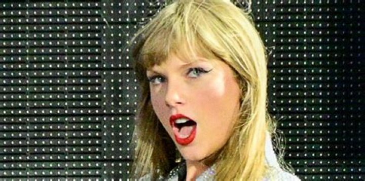 Taylor Swift shouts at security guard during 'Bad Blood' performance