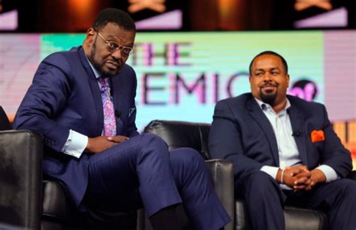 T.D. Jakes steals the show as thousands of faith leaders converge in Dallas