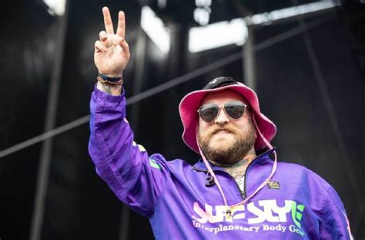 Teddy Swims Debuts on Hot 100 With &lsquo;Lose Control&rsquo;