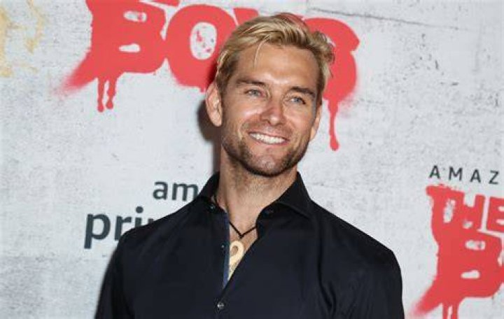 The Boys Actor Antony Starr Does An Outdoor Workout I vrogue.co